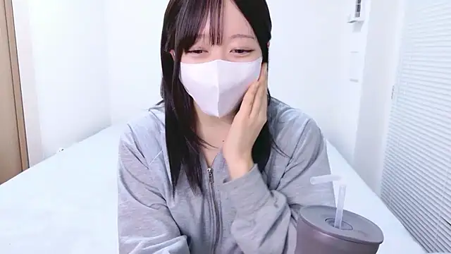 Snapshot of Yurie_ chatting on 03.15.26 Yurie online show from 03.15.26