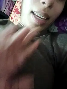 Snapshot of InLero chatting on 12.19.24 InLero online show from 12.19.24