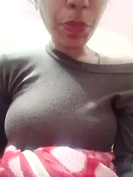 Snapshot of InLero chatting on 02.06.25 InLero online show from 02.06.25