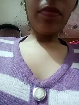 Snapshot of InLero chatting on 02.18.25 InLero online show from 02.18.25