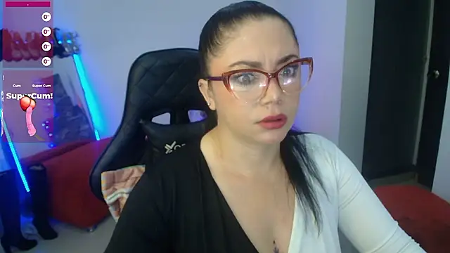 Snapshot of Madame_Shein_ chatting on 12.06.24 Madame Shein online show from 12.06.24