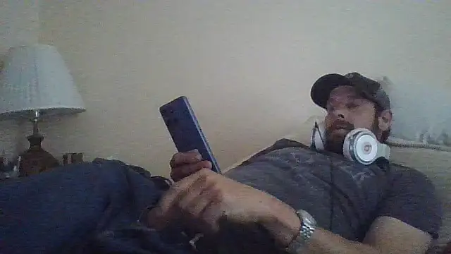 Snapshot of axelongshaft69 chatting on 05.15.26 axelongshaft69 online show from 05.15.26