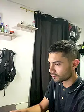 Jestebanano online show from 12.15.25