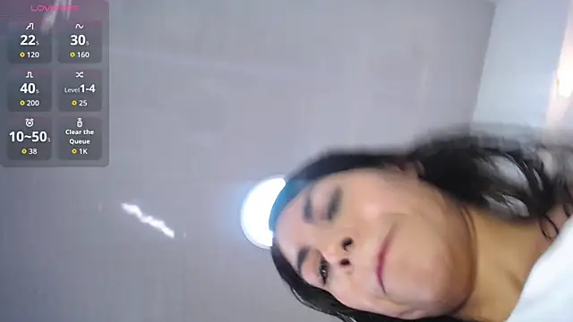 Snapshot of Melodi_Roux chatting on 01.14.26 Melodi Roux online show from 01.14.26