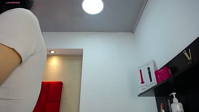 Melodi Roux online show from 03.24.26