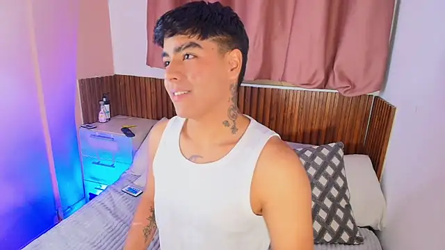 kiing azahell online show from 02.08.26