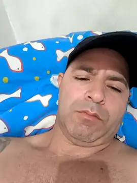 Marciogrei online show from 10.31.25