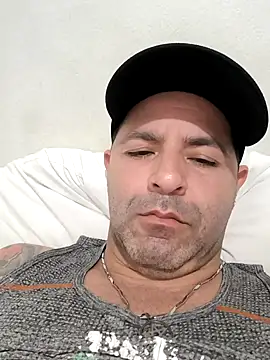 Marciogrei online show from 11.26.25