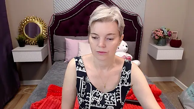 Cutie Erikaa1 online show from 10.25.25