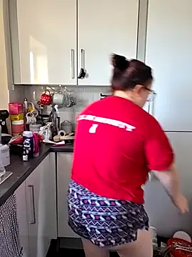 Tallulah-mae-xoxox online show from 10.28.25