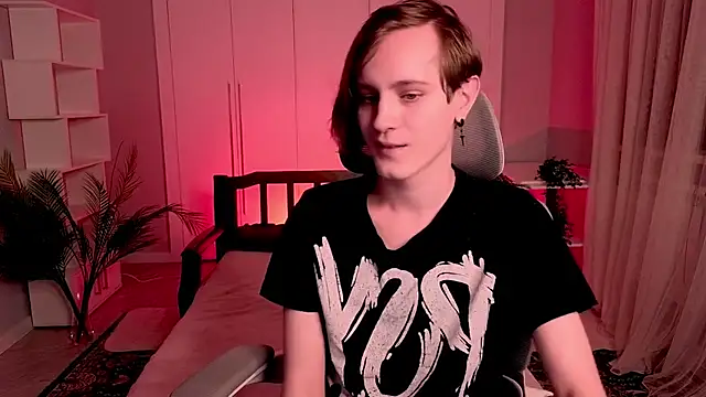 Snapshot of nikompell chatting on 01.30.25 nikompell online show from 01.30.25