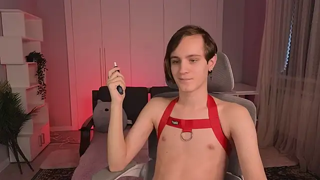 Snapshot of nikompell chatting on 02.09.25 nikompell online show from 02.09.25