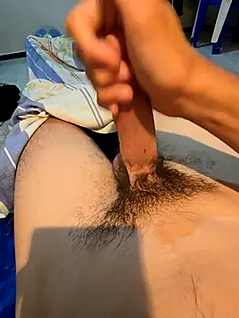 Snapshot of Imtoop22cm chatting on 09.13.25 Imtoop22cm online show from 09.13.25