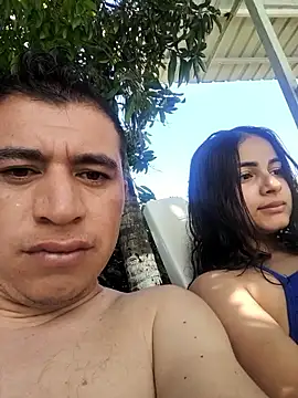 aleejhandraa online show from 10.24.25