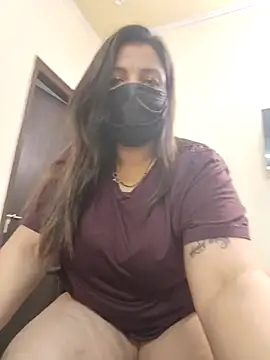 Snapshot of Archi-07 chatting on 03.17.25 Archi-07 online show from 03.17.25