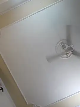 Snapshot of Archi-07 chatting on 03.22.25 Archi-07 online show from 03.22.25