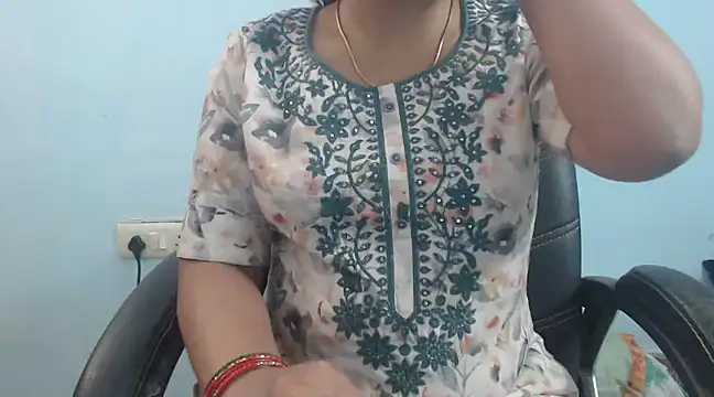 Snapshot of Jannat_ji chatting on 03.23.25 Jannat ji online show from 03.23.25