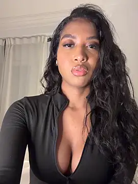 IamCrystal2 online show from 03.13.26