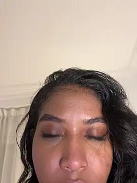 IamCrystal2 online show from 03.16.26