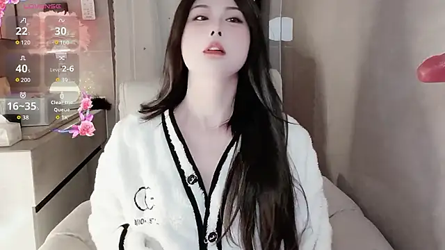 Blossom-666 online show from 01.18.26