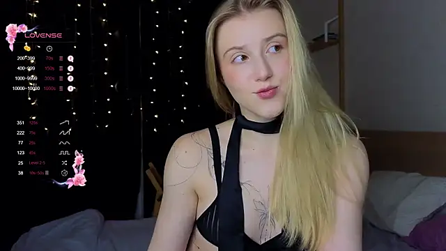 ArianaMur online show from 01.11.25