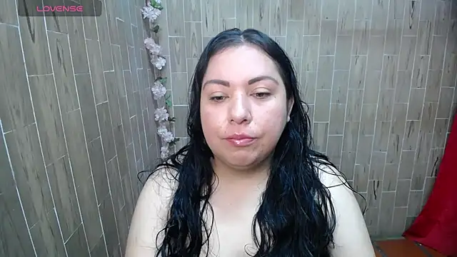 solyeria online show from 05.25.26