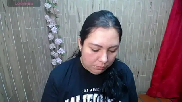 Snapshot of solyeria chatting on 06.08.26 solyeria online show from 06.08.26