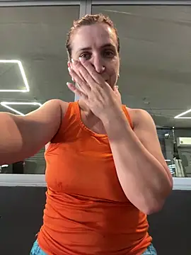 Snapshot of Bia_sexynovaes chatting on 05.28.26 Bia sexynovaes online show from 05.28.26