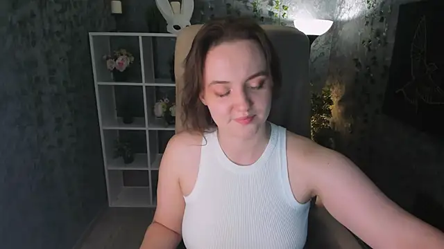 Lella Ryann  online show from 09.13.25