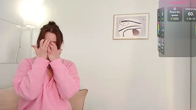 Lella Ryann  online show from 10.17.25