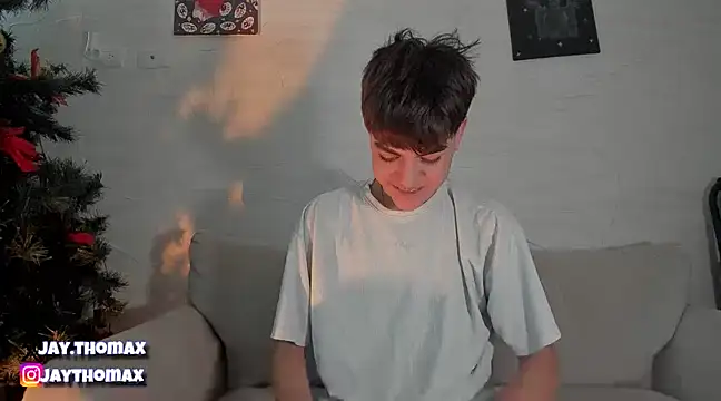 Snapshot of JaycoThomas chatting on 12.10.24 JaycoThomas online show from 12.10.24