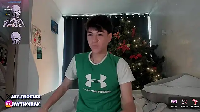 Snapshot of JaycoThomas chatting on 12.13.24 JaycoThomas online show from 12.13.24