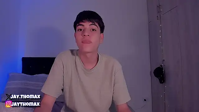 Snapshot of JaycoThomas chatting on 12.16.24 JaycoThomas online show from 12.16.24