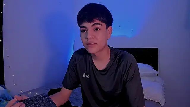 Snapshot of JaycoThomas chatting on 01.09.25 JaycoThomas online show from 01.09.25