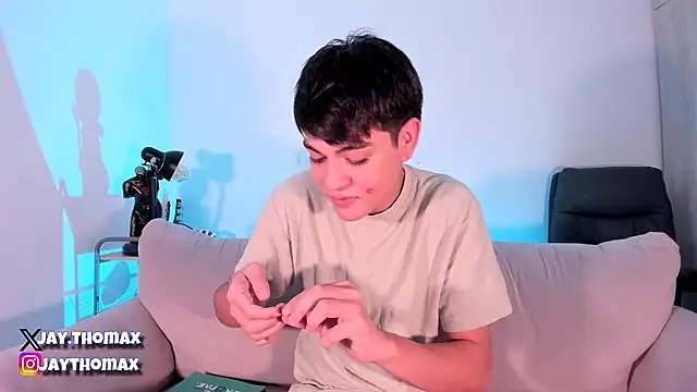 Snapshot of JaycoThomas chatting on 02.10.25 JaycoThomas online show from 02.10.25