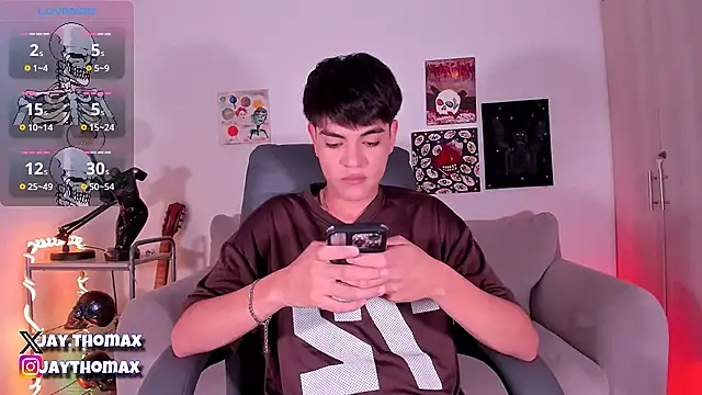 Snapshot of JaycoThomas chatting on 03.04.25 JaycoThomas online show from 03.04.25