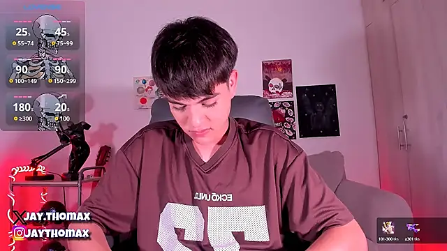 Snapshot of JaycoThomas chatting on 03.05.25 JaycoThomas online show from 03.05.25