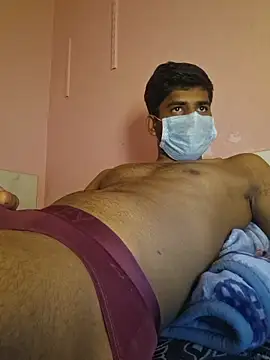 Snapshot of KissesBoyAD chatting on 11.17.25 KissesBoyAD online show from 11.17.25