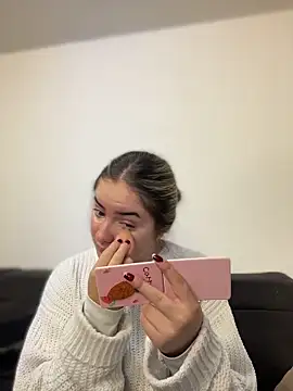 imlindapink online show from 03.19.26