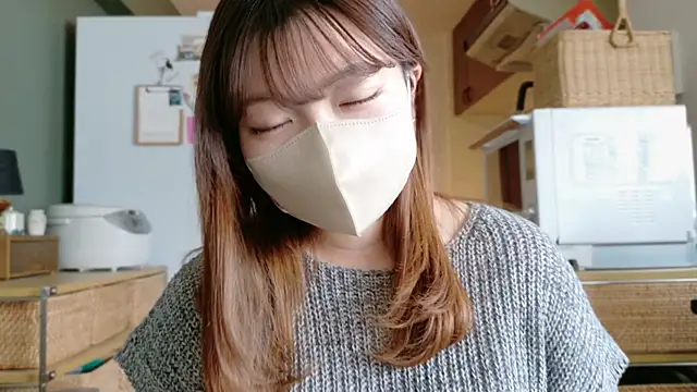 Snapshot of _Yui_ chatting on 10.07.25  Yui  online show from 10.07.25