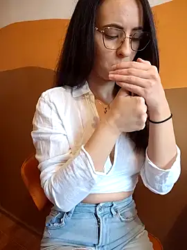 Snapshot of saidaskye chatting on 11.05.25 saidaskye online show from 11.05.25