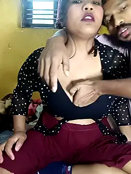 Snapshot of Radhikadavi879 chatting on 01.19.25 Radhikadavi879 online show from 01.19.25