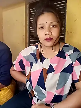 Snapshot of Radhikadavi879 chatting on 01.21.25 Radhikadavi879 online show from 01.21.25