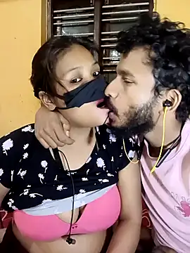 Snapshot of Radhikadavi879 chatting on 01.23.25 Radhikadavi879 online show from 01.23.25