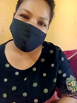 Snapshot of Radhikadavi879 chatting on 03.03.25 Radhikadavi879 online show from 03.03.25