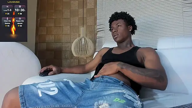 Snapshot of TOWERS21_ chatting on 01.22.25 TOWERS21 online show from 01.22.25