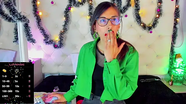  jade white  online show from 12.26.24