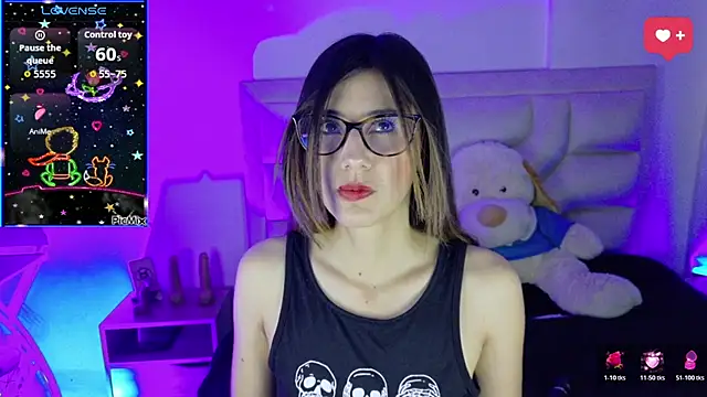  jade white  online show from 04.10.26