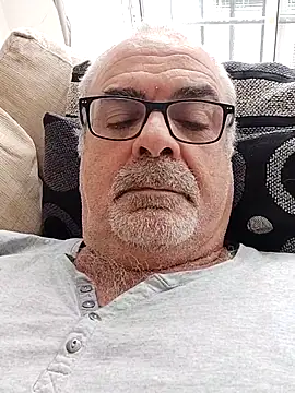 Satiro Sevilla online show from 03.09.25