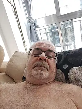 Satiro Sevilla online show from 10.21.25